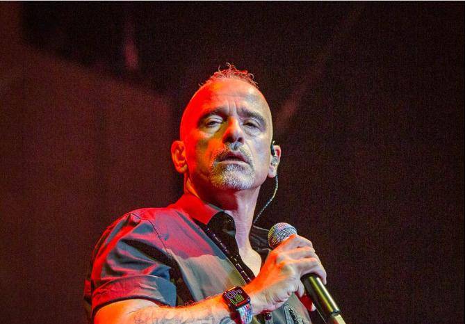 El cantante italiano lleva mása de cuatro décadas en la música, desembarcando con ‘Terra promessa’.