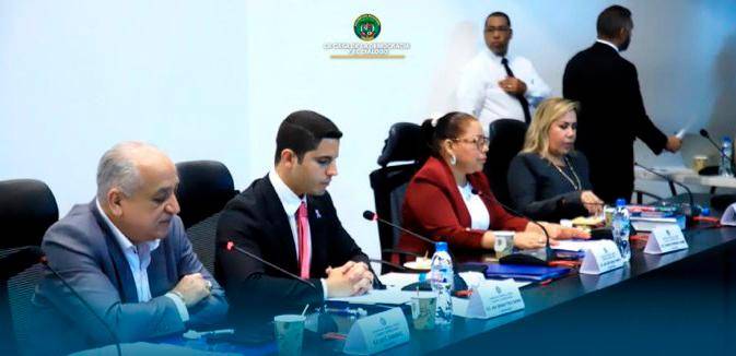 Comisión de Gobierno se reunieron este miércoles.