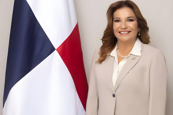 La diplomacia cultural y la erradicación del embarazo adolescente serán algunos de los temas en la agenda de la primera dama Maricel Cohen de Mulino.