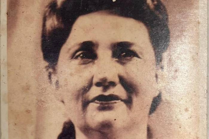 Retrato de la Lic. Ofelia Hooper, tomada por la autora en Las Minas, Herrera.