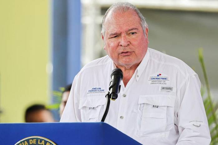 José Luis Andrade, ministro de Obras Públicas