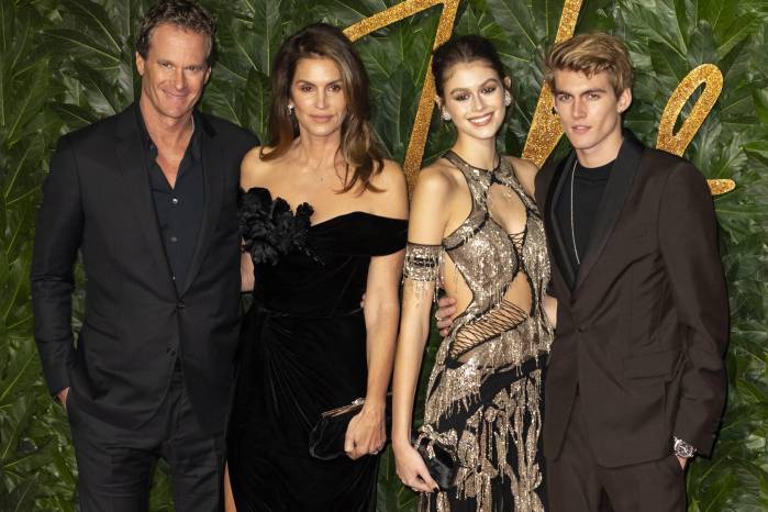 Rande Gerber, Cindy Crawford, Kaia Gerber y Presley Gerber