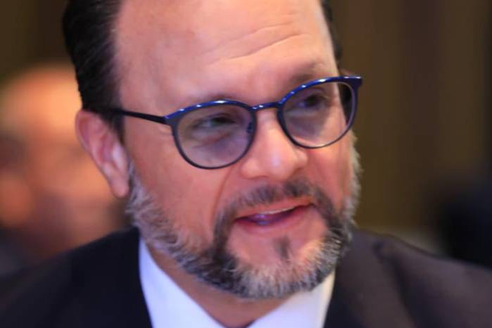 ‘Yo les prometo que a penas que el contralor refrende eso, lo publicaremos’, dijo Moltó.
