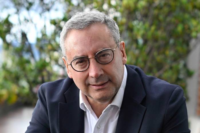 Carlos Enrique Cavelier, el hombre que se presenta como “Coordinador de Sueños” de la procesadora de lácteos Alquería.