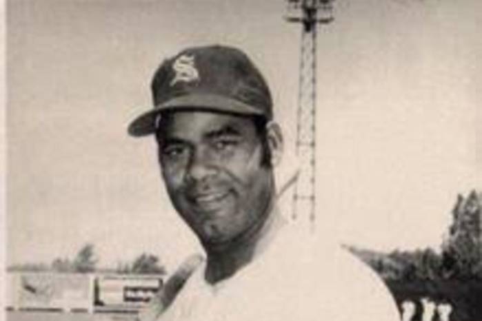 En el año de 1971, se enfrentó con el equipo Marlboro a los Piratas de Pittsburgh, en un juego de exhibición donde bateó de 6-1.