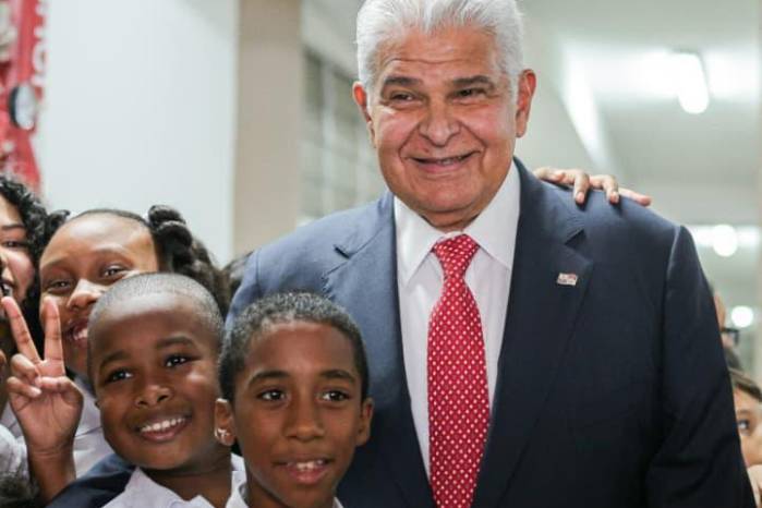 Luego de nueve años de abandono, la administración del presidente José Raúl Mulino rescató la Escuela República de Venezuela, otorgándole a este plantel ubicado en Calidonia una nueva y moderna infraestructura.