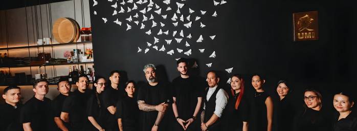 El equipo del restaurante de cocina japones Umi.