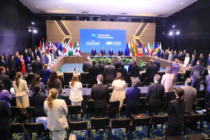 Los debates se centraron en el contexto global en el que se replantea dónde está hoy la democracia.
