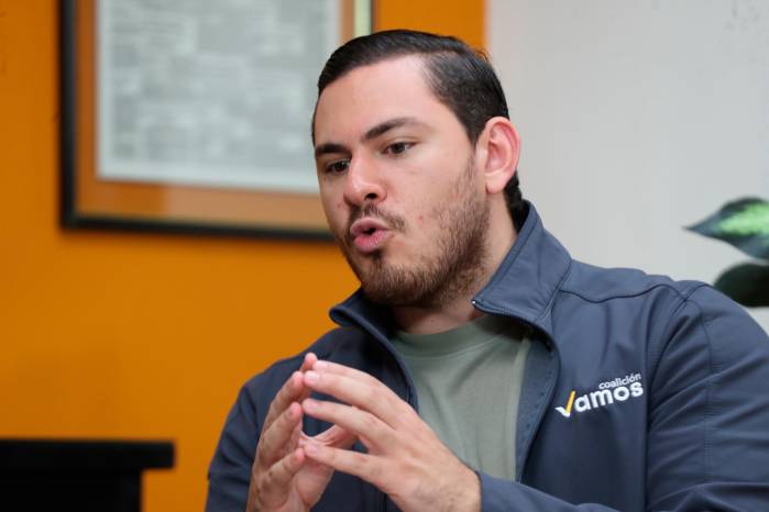 El exdiputado Juan Diego Vásquez sostiene que Panamá necesita instituciones fuertes y mayores contrapesos al poder Ejecutivo.