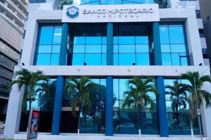 la Caja de Ahorros asumirá funciones relacionadas con el financiamiento hipotecario, la administración crediticia y los productos financieros.