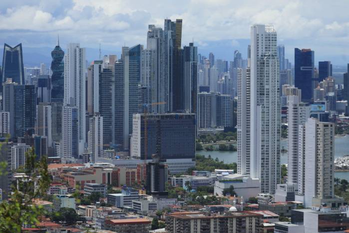 Según el MEF, la firma de estos instrumentos refuerza la estrategia del país para combatir la evasión fiscal