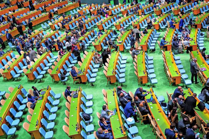 Sillas vacías en la Asamblea General de la ONU.
