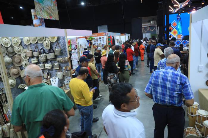 Los artesanos depositan sus expectativas en esta feria.