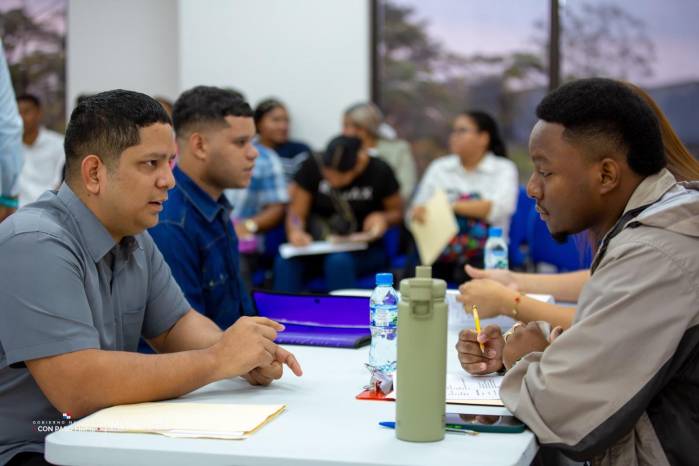 Las plazas en Panamá Oeste se centran en operaciones de puertos y mantenimiento industrial.