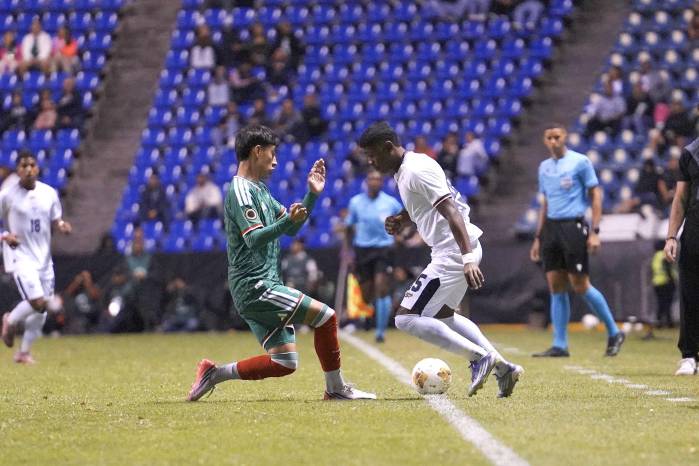 Panamá cae goleado ante México.