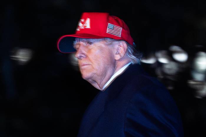 El presidente de Estados Unidos, Donald Trump, regresa a la Casa Blanca este domingo 1 de marzo en Washington.