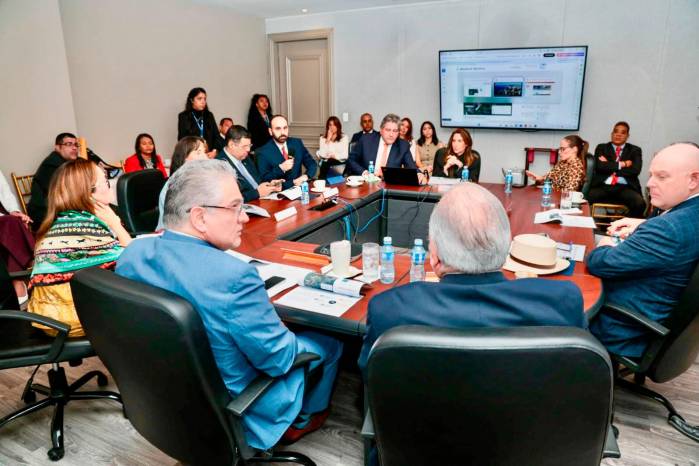 Reunión ministerial.