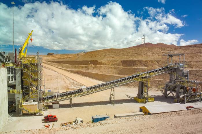 Hoy, debido a las regulaciones ambientales y sociales, el mineral extraído debe ser trazable.