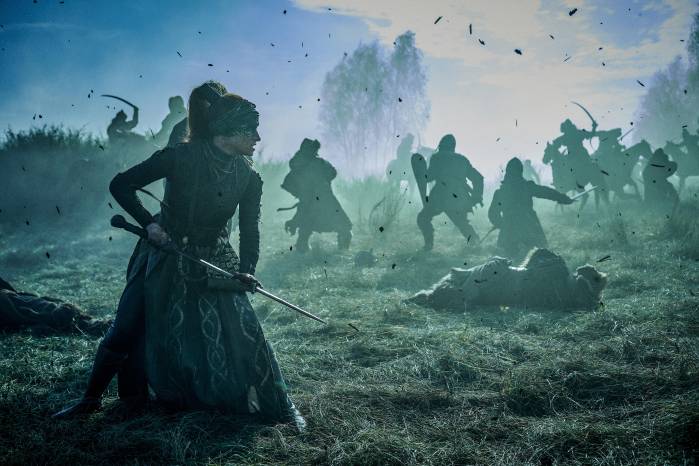 El reparto tuvo entrenamientos de boxeo, esgrima y acrobacias durantes tres meses.