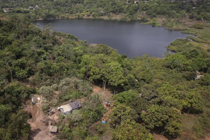 Fotografía aérea de archivo del 12 de septiembre de 2025 donde se observa la antigua mina de Serra Pelada, en Curionópolis