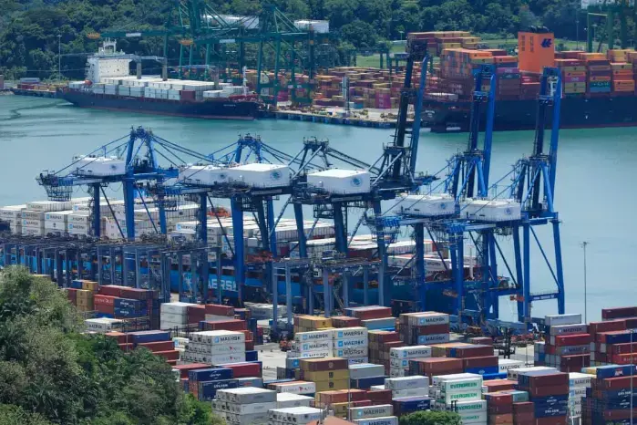 Mulino responsabilizó a las administraciones anteriores por los problemas vinculados al contrato con la empresa.