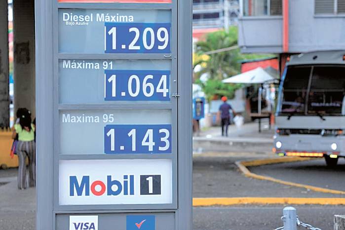 Alza del combustible: MiBus anuncia cambios y gobierno busca soluciones