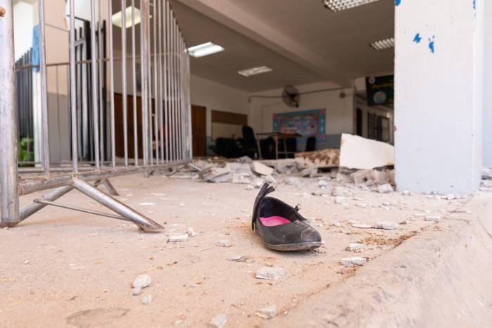 El terremoto afectó total o parcialmente a 419 centros educativos del país.