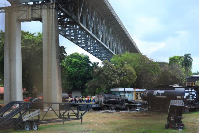 A corto plazo recomiendan realizar una radiografía de las estructuras de hormigón que estuvieron expuestas al fuego por explosión el pasado 6 de abril.