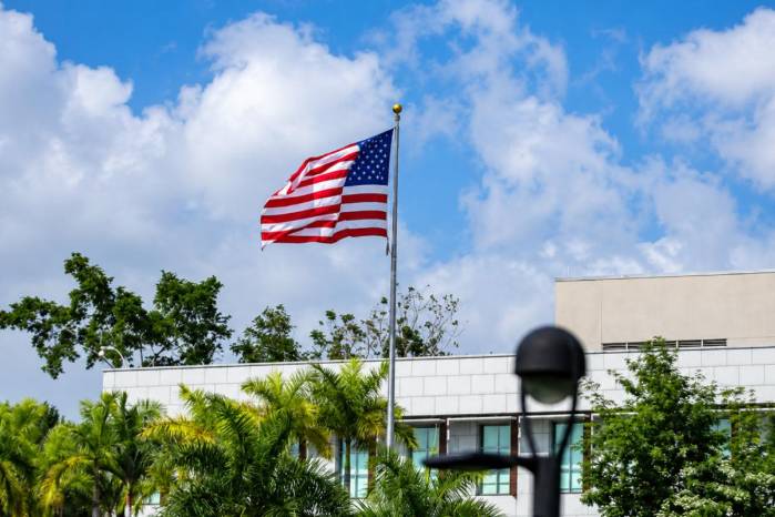 La aclaración de la representación diplomática en Panamá se produce luego de que se conociera que el Departamento de Estado de Estados Unidos suspendió las citas para la tramitación de visas de inmigrante.