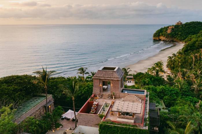 Fotografía cedida por Turismo Nayarit que muestra el Hotel Imanta, Bahía de Banderas, en Nayarit.