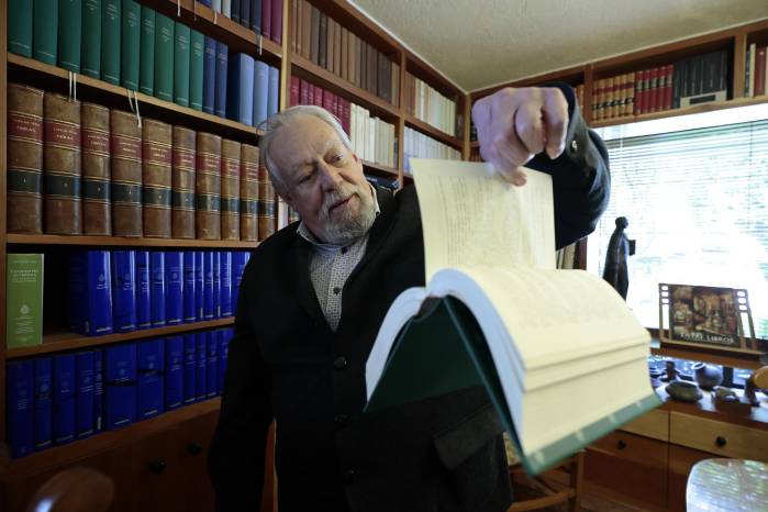 Gonzalo Celorio es el director de la Academia Mexicana de la Lengua.