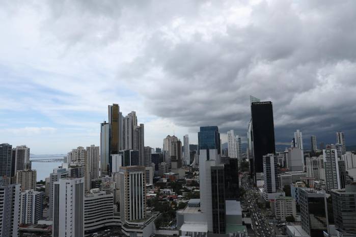 Las temperaturas máximas estarán entre 20°C y 24°C en la Cordillera Central, entre los 25°C y 27°C en el Occidente.