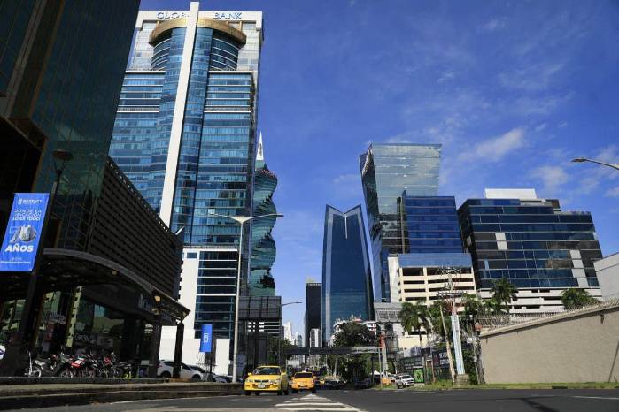 Las sucursales bancarias mantendrán su atención regular en la región durante el proceso de cambio de nombre.