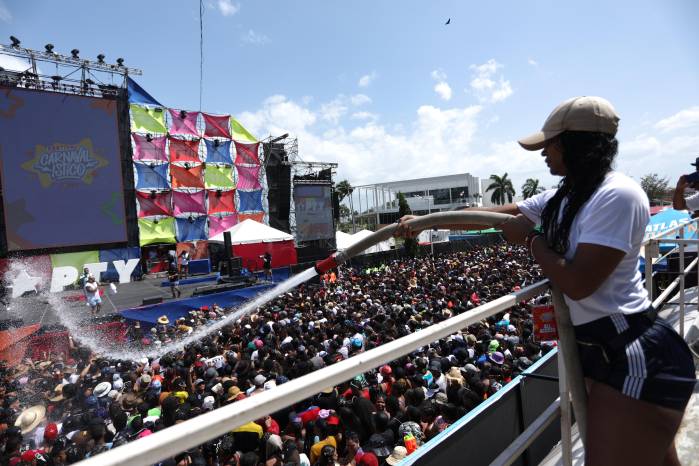 Según Mizrachi, el lleno total en la Cinta Costera es ‘record’.