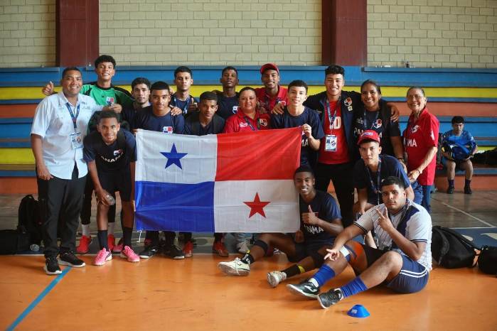 El equipo de futsal del Colegio Richard Neumann.