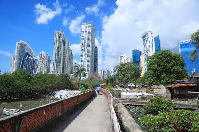 El Mes de la Tierra es un período generalmente dedicado a la concientización ambiental.