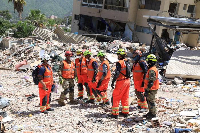 Los Bomberos de Panamá fueron uno de los primeros grupo de ayuda en llegar a Venezuela
