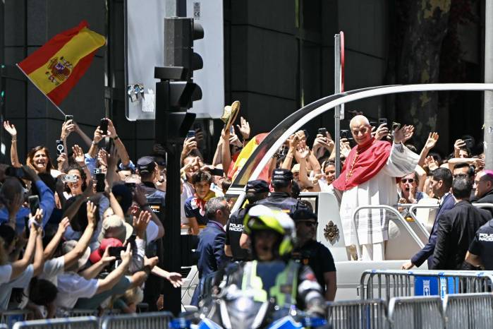 En el vuelo hacia Madrid, el pontífice abordó una de las principales cuestiones de su viaje, los abusos sexuales en el seno de la Iglesia.