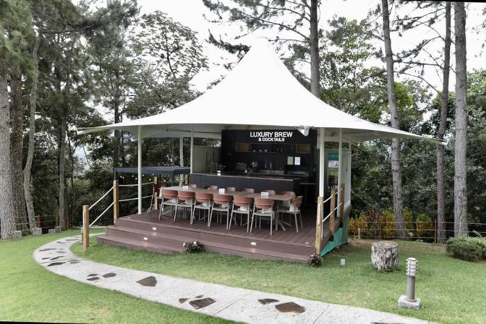 El Luxury Brew Coffee Bar ofrece bebidas frías y calientes con base de espresso.