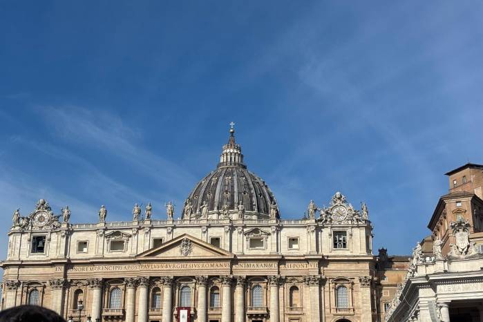 Vista general de la Basílica de San Pedro en el Vaticano, epicentro de la administración de la Iglesia católica y escenario de las recientes decisiones canónicas.