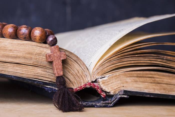 De políticos y sincretismos