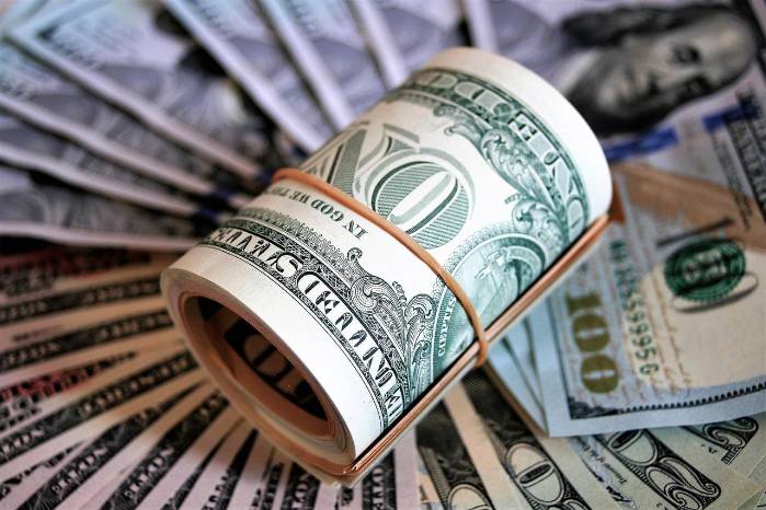 Los jubilados y pensionados recibirán bonos extras a sus pagos en diciembre.