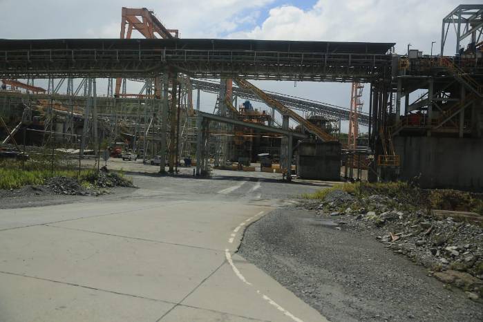 Las operaciones de la mina tuvieron un cierre abrupto en 2023 cuando se declaró inconstitucional el contrato entre el Estado y la empresa.