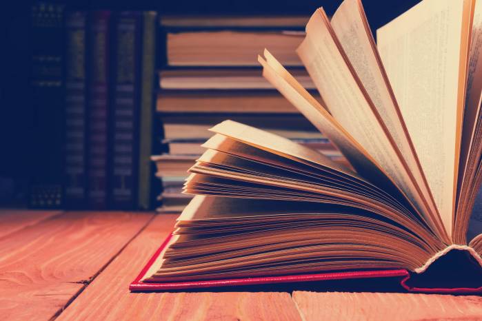 Ernesto Endara: condecoración Rogelio Sinán al mérito de toda una vida