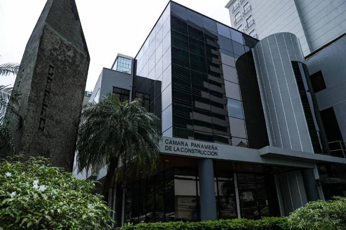 La Cámara Panameña de la Construcción (Capac) destacó que la nueva ley de Interés Preferencial fortalecerá el acceso a viviendas dignas y dinamizará el sector construcción en Panamá.