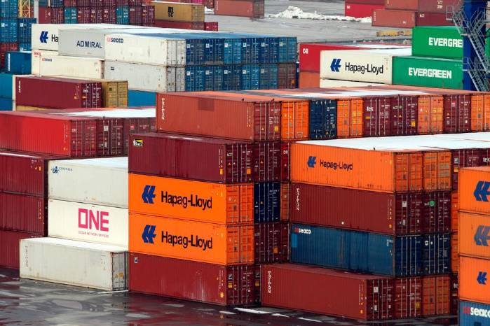 En los primeros cuatro meses del 2024, llegaron a Estados Unidos 2,44 millones de contenedores marítimos.