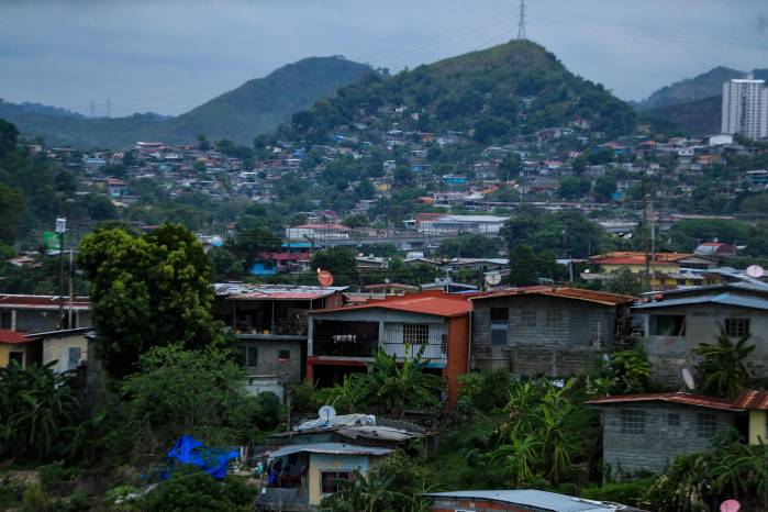 Teleférico queda sin ofertas por falta de respaldo financiero