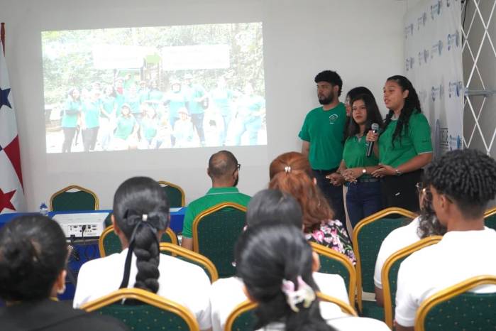 Tutorías universitarias: clave para la excelencia académica y la permanencia estudiantil