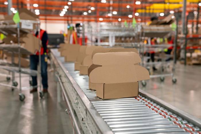 Las empresas que integran prácticas sostenibles en sus operaciones logísticas optimizan costos.