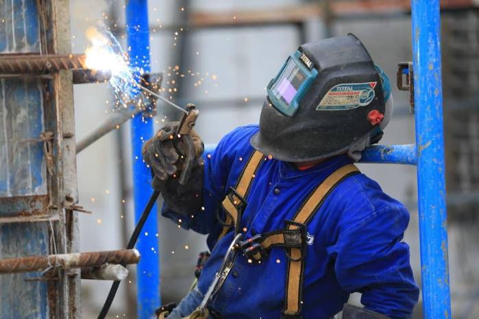El mágico número de ochenta mil empleos